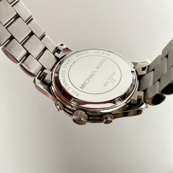 Micheal Kors Women’s Watch MK5304 - Picture 5 of 6